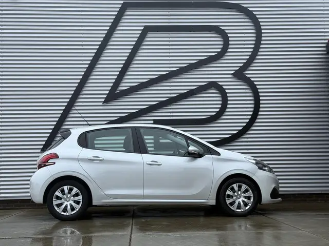 Peugeot 208 1.2 PureTech Blue Lion 2018 Benzine 7