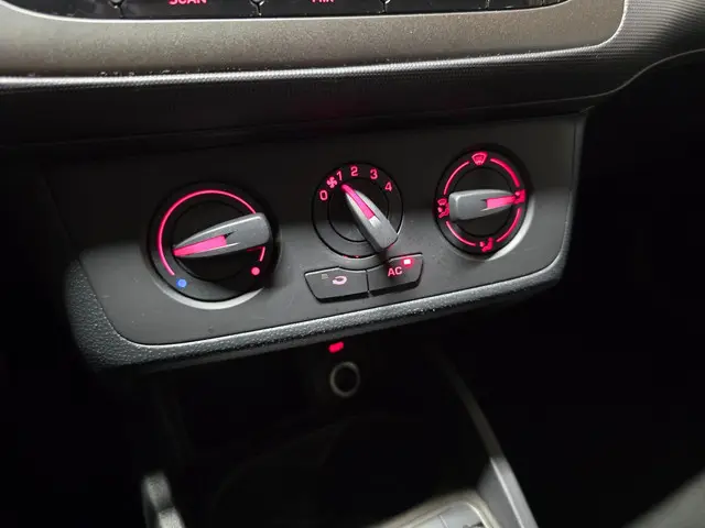 SEAT Ibiza 1.2 TSI Style 2013 Benzine 20
