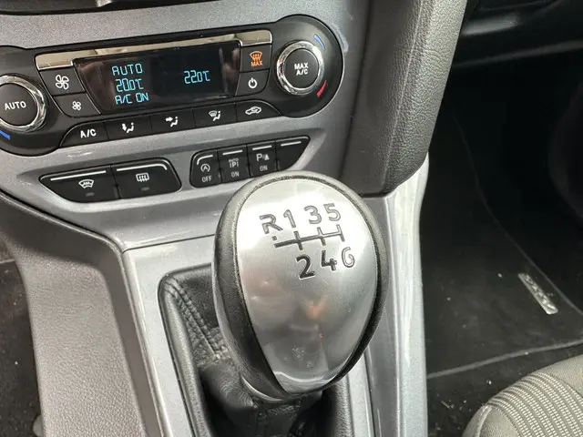 Ford Focus 1.0 EcoBoost Titanium ST-Line 2013 Benzine 24