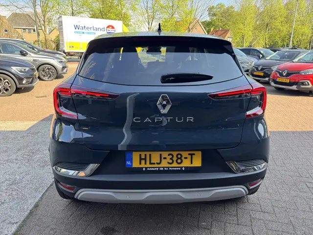 Renault Captur 1.3 TCe 140pk EDC Techno 2024 Benzine 6