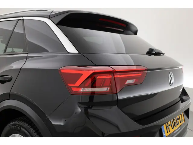 Volkswagen T-Roc 1.5 TSI Sport 2020 Benzine 34