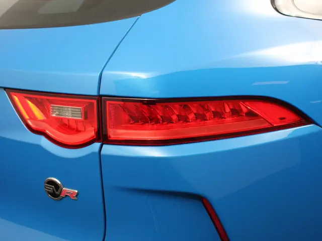 Jaguar F-PACE 5.0 V8 AWD SVR 551 pk 2019 Benzine 9
