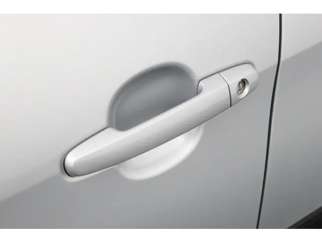 Toyota Aygo 1.0 VVT-i x-play 2022 Benzine 36