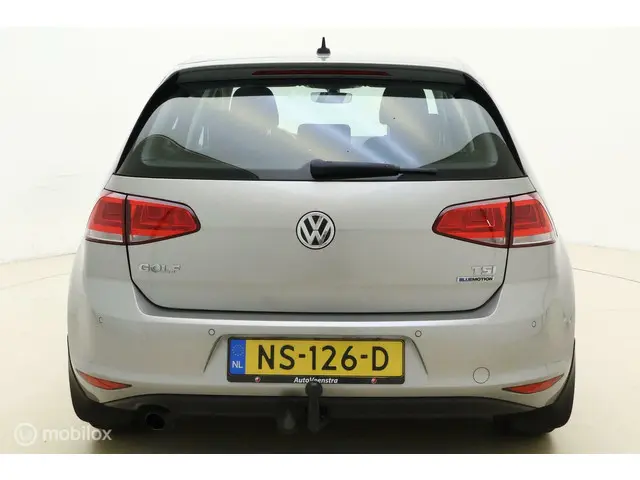 Volkswagen Golf 1.0 TSI Comfortline 2017 Benzine 4