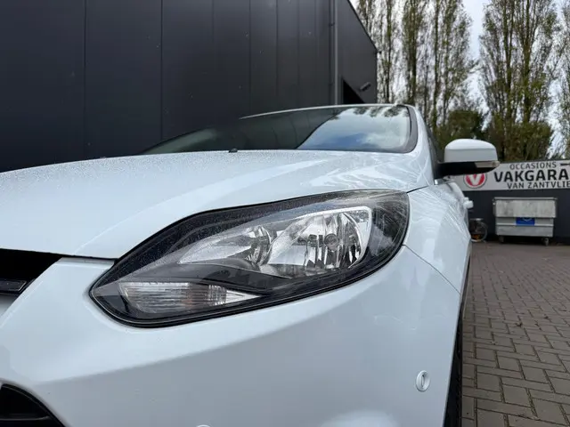 Ford Focus Wagon 1.0 EcoBoost Edition Plus 2014 Benzine 38