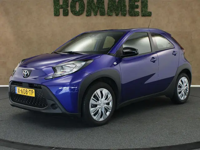 Toyota Aygo X 1.0 VVT-i S-CVT Play 2024 Benzine
