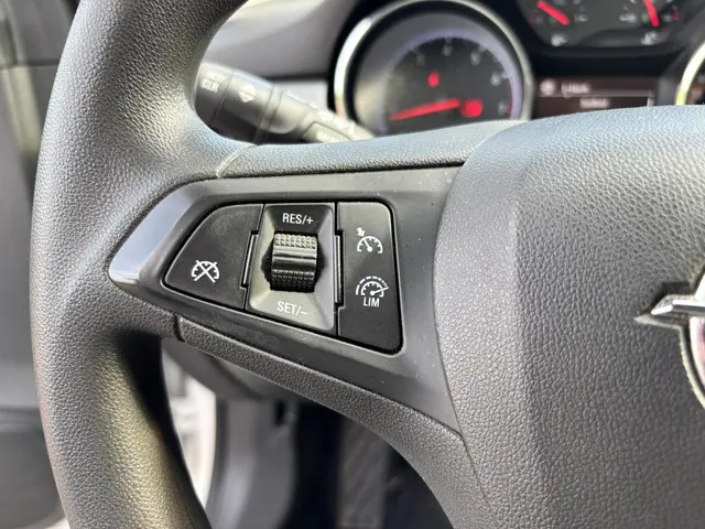 Opel Astra 1.4 2017 Benzine 10