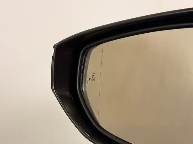 Lexus LBX 35th Edition 2026 Hybride Benzine 18