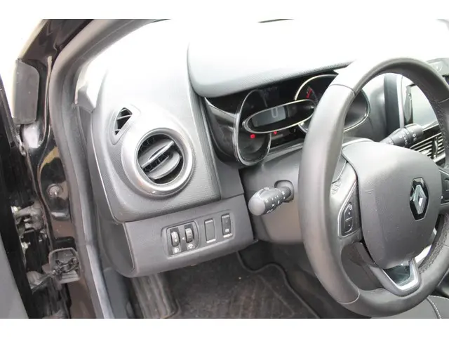 Renault Clio 0.9 TCe Limited 2018 Benzine 11