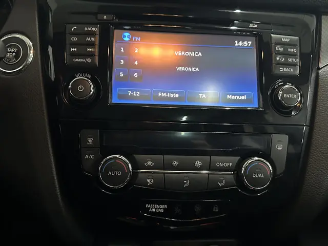 Nissan QASHQAI 1.2 Tekna 2017 Benzine 19