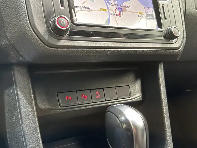 Volkswagen Caddy 1.4 TSI 125pk DSG 2018 Benzine 23