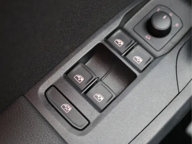 SEAT Ibiza 1.0 TSI FR Business Intense 2019 Benzine 28