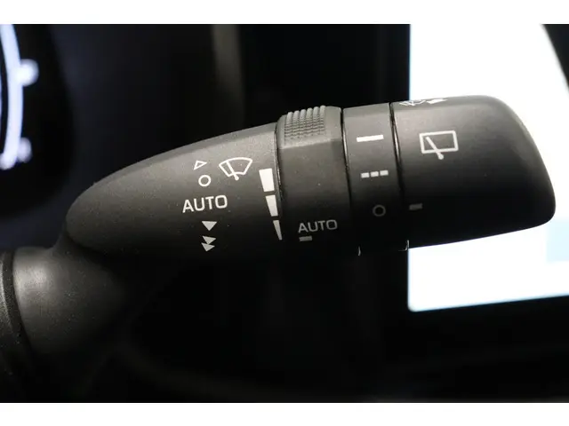 Toyota Aygo X Hybrid 115 envy, 2026 Hybride Benzine 18