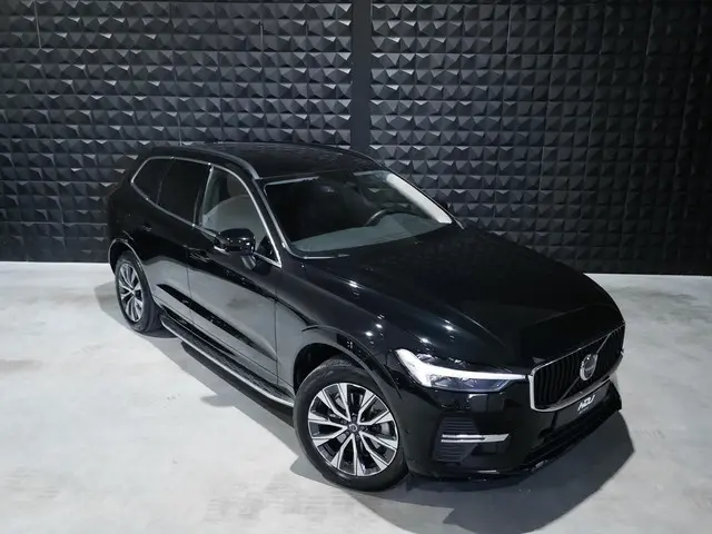 Volvo XC60 2.0 B5 Momentum Business 2022 Benzine 34