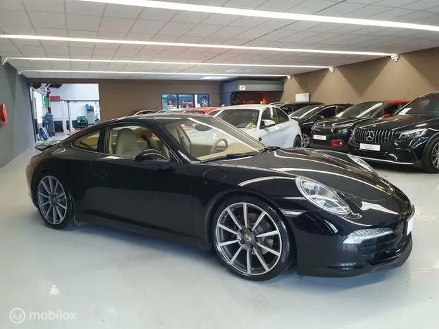 Porsche 911 Carrera 2013 Benzine 31