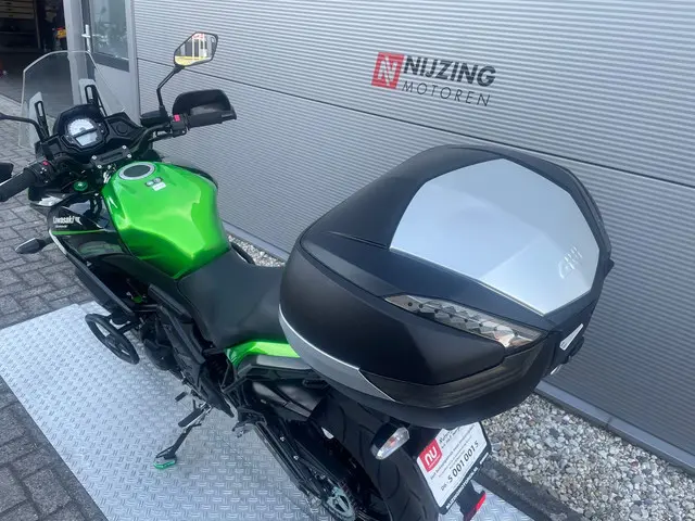 Kawasaki Versys 650 ABS 2017 Benzine 23