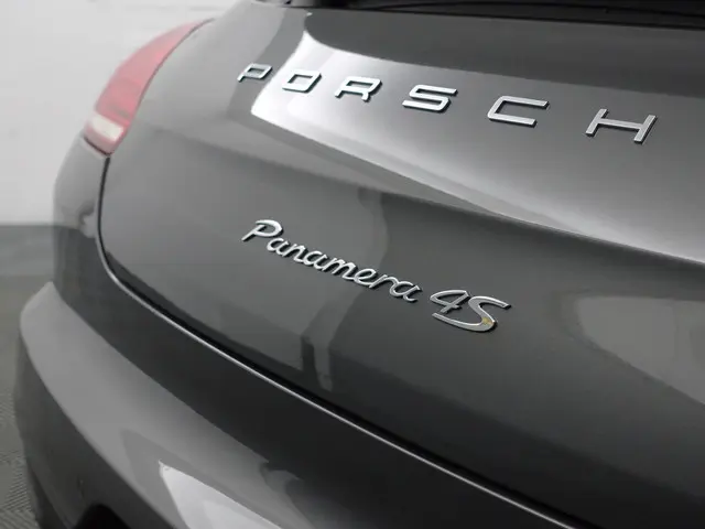 Porsche Panamera 3.0 4S Executive- 2014 Benzine 40