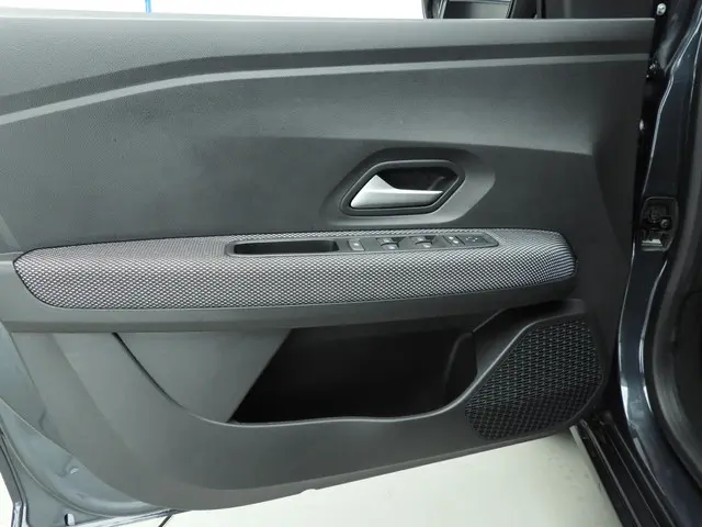 Dacia Sandero 1.0 TCe 90 Expression 2023 Benzine 22