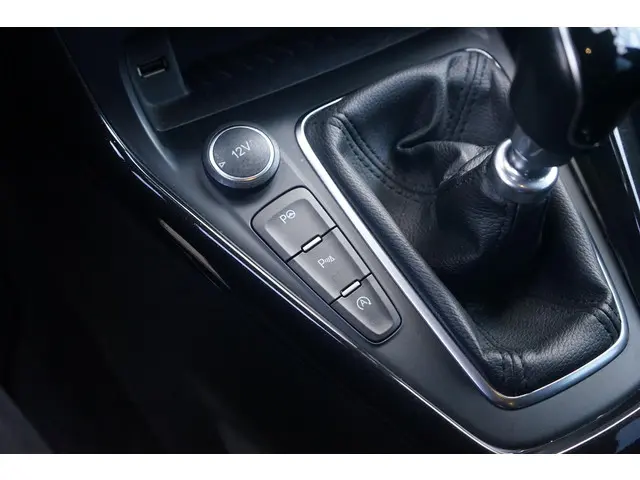 Ford Focus Wagon 1.0 EcoBoost Titanium 2016 Benzine 18