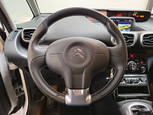 Citroën C3 Picasso 1.2 PureTech Exclusive 2015 Benzine 13