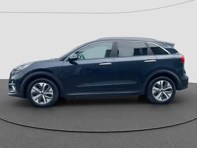 Kia e-Niro ExecutiveLine 64 kWh 2021 Elektrisch 8