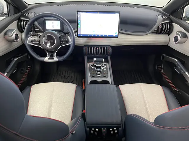 BYD ATTO 3 3
