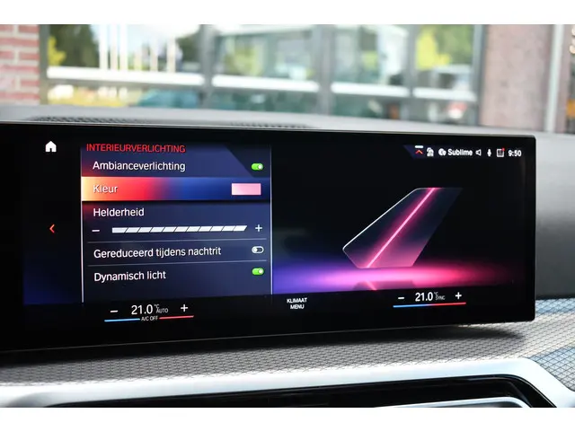 BMW 3 Serie Touring 330e M-Sport 2023 Hybride Benzine 38