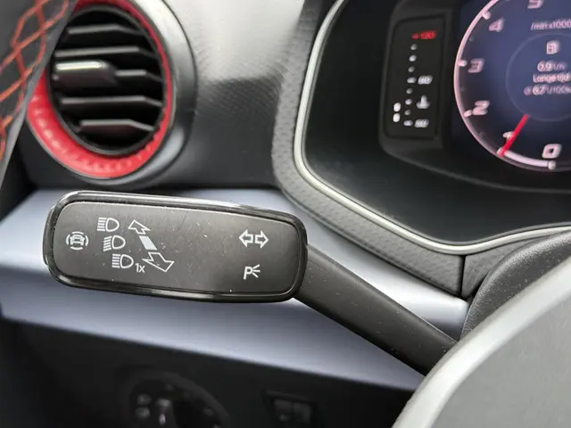 SEAT Ibiza 1.0 EcoTSI FR Plus Connect 2022 Benzine 17