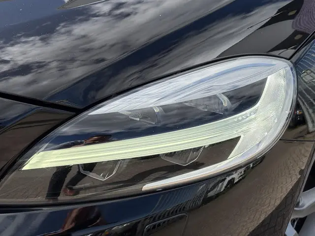 Volvo V40 1.5 T3 Nordic+ 2017 Benzine 8