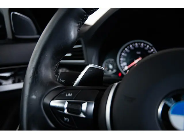 BMW 5 Serie Touring M550xd 2016 Diesel 40