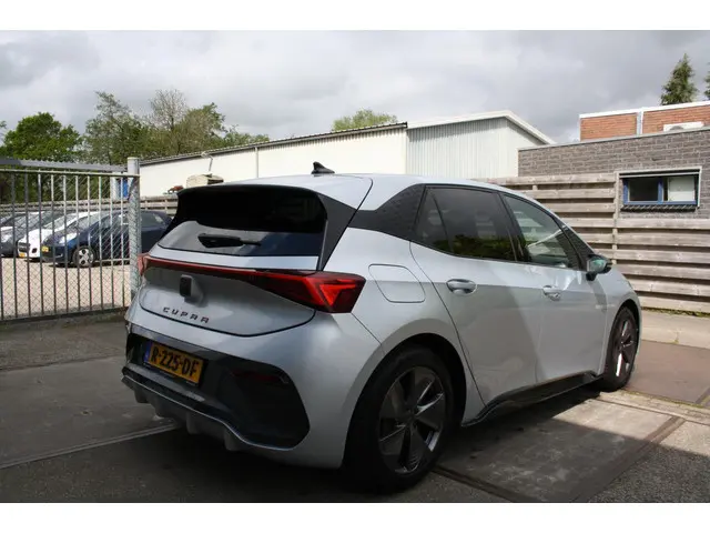 CUPRA Born Business 62 kWh BJ 2022 2022 Elektrisch 5