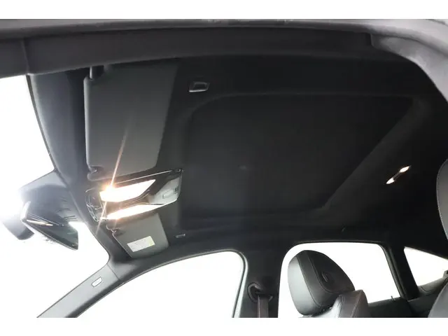 BMW i4 eDrive40 High Executive 84 kWh 2022 Elektrisch 75