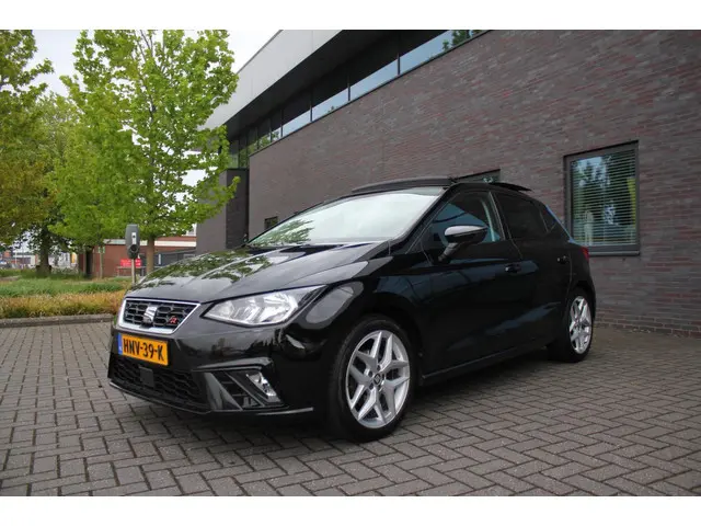 SEAT Ibiza 1.0 TSI FR Business Intense pano 2017 Benzine