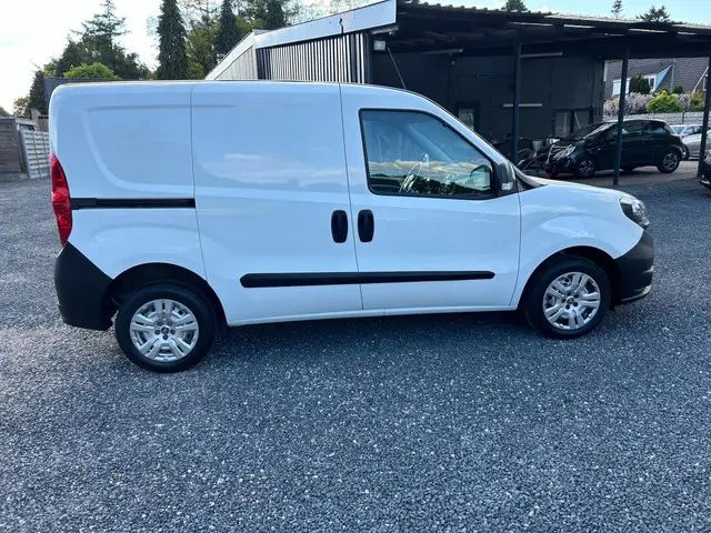Fiat Doblò Cargo 1.6 MJ L1H1 2020 Diesel 5