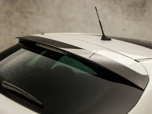 Citroën C4 1.2 PureTech Sport 2016 Benzine 28