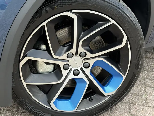 Lynk & Co 01 1.5 PHEV Business Edition 2025 Hybride Benzine 8