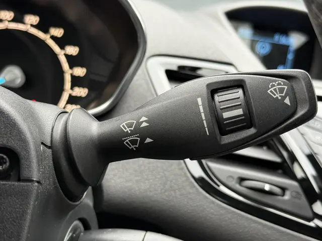 Ford Fiesta 1.0 EcoBoost Titanium 2013 Benzine 17