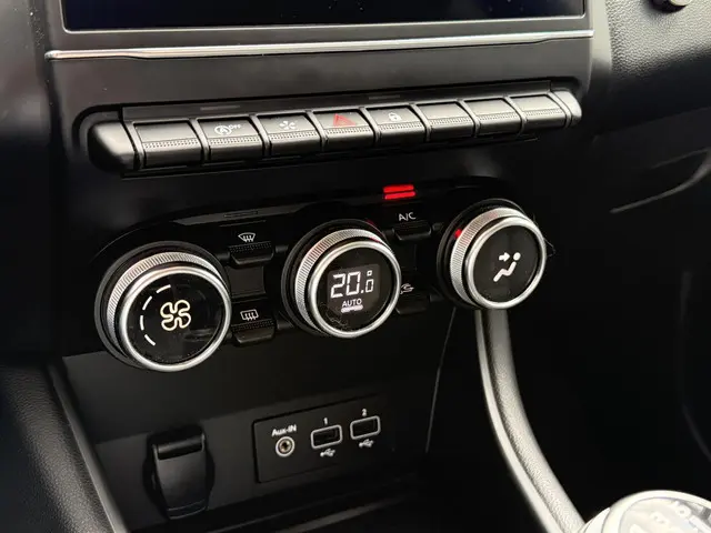 Renault Captur 1.0 TCe 100 Intens 2020 Benzine 24