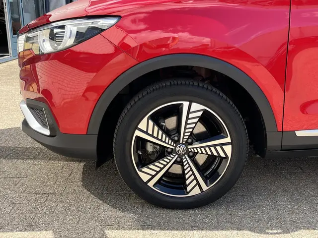MG ZS EV MG Luxury 45 kWh 2021 Elektrisch 40