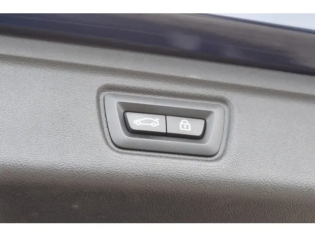BMW 3 Serie Touring M340i xDrive 2021 Benzine 40