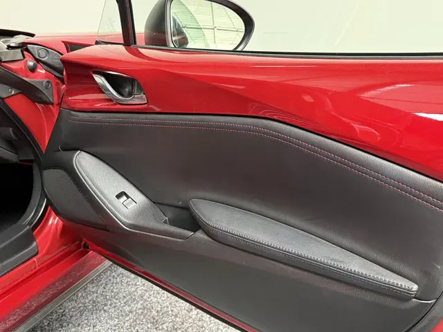 Mazda MX-5 2.0 SkyActiv-G 160 GT-M 2016 Benzine 9