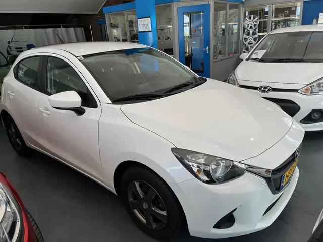 Mazda 2 1.5 Skyactiv-G S 2016 Benzine 3