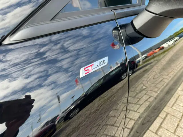Ford Fiesta 1.0 EcoBoost ST-Line 2018 Benzine 42