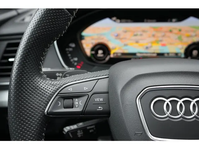 Audi Q5 55 TFSI e S Edition 2020 Hybride Benzine 19