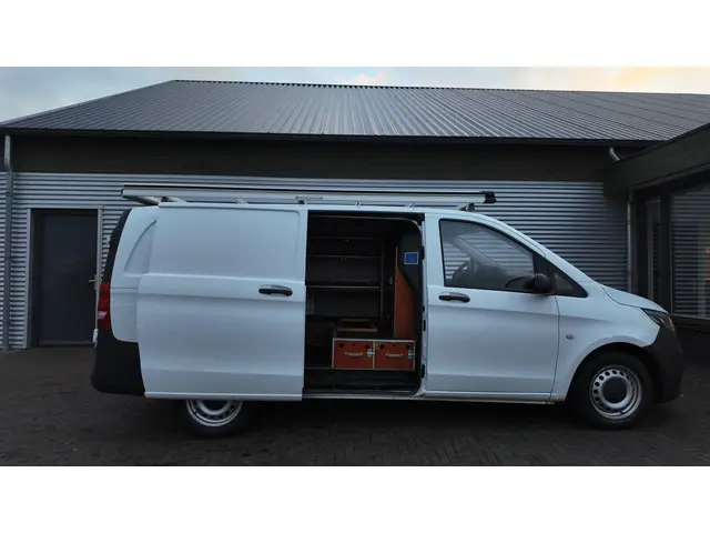 Mercedes-Benz Vito 111 CDI 2016 Diesel 9