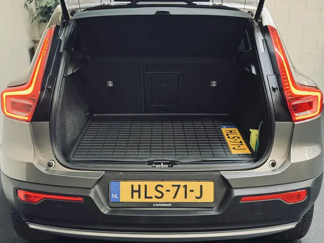 Volvo XC40 1.5 T2 Inscription Expr. Aut. 2021 Benzine 6