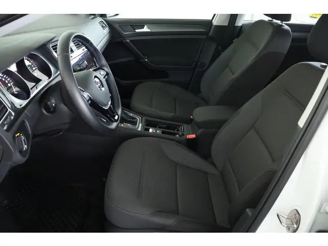 Volkswagen e-Golf e-Golf 2019 Elektrisch 10