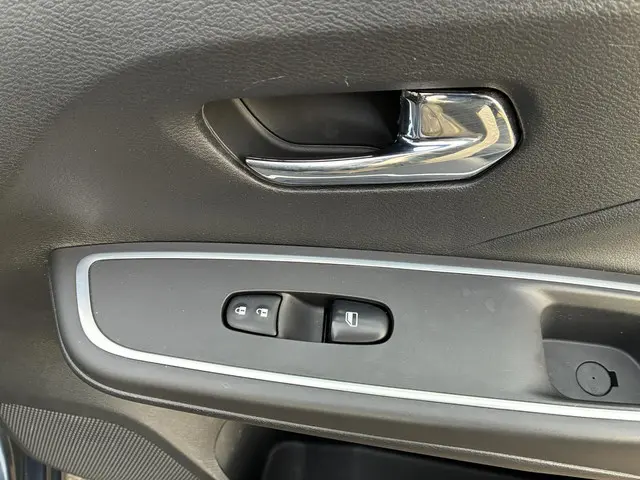 Nissan Micra 1.0 IG-T N-Sport 2019 Benzine 25