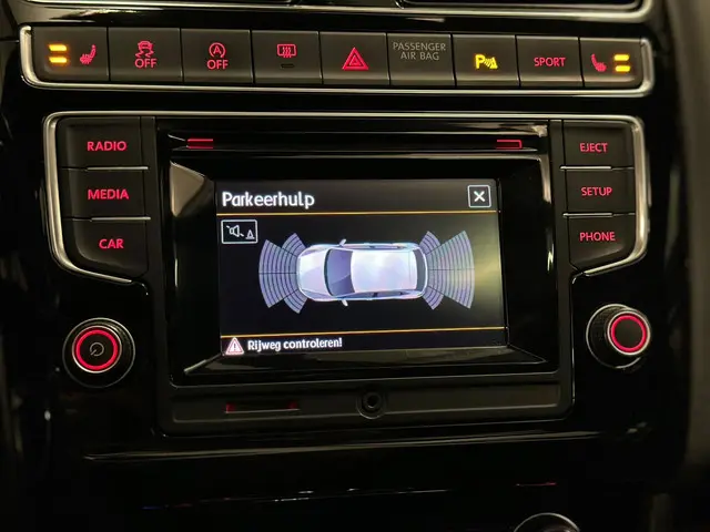 Volkswagen Polo 1.8 TSI GTI|PANO|STOELVERW 2016 Benzine 14
