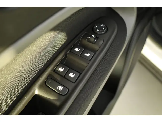 Jeep Avenger Longitude 54 kWh 2023 Elektrisch 9